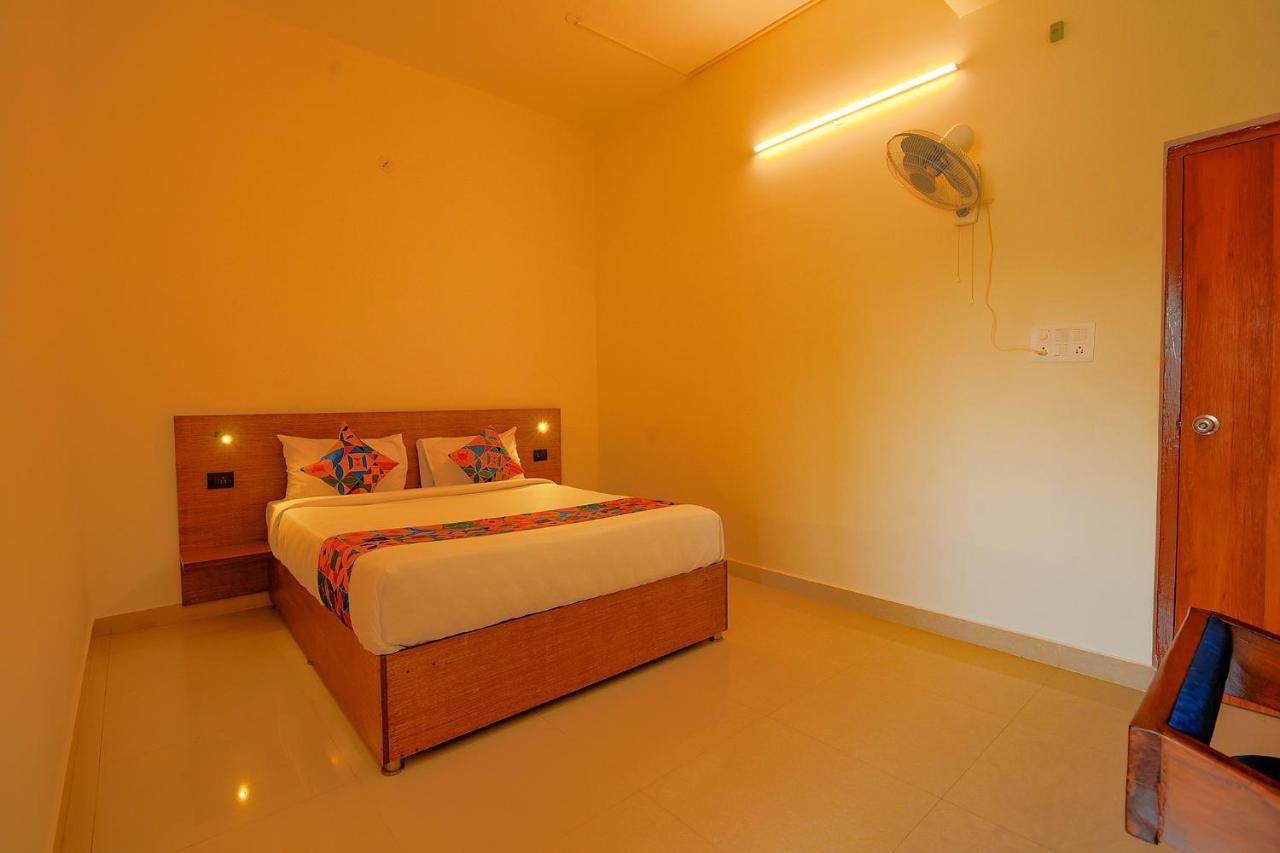 Fabhotel Gr Lake View - Btm Layout Бангалор Екстериор снимка