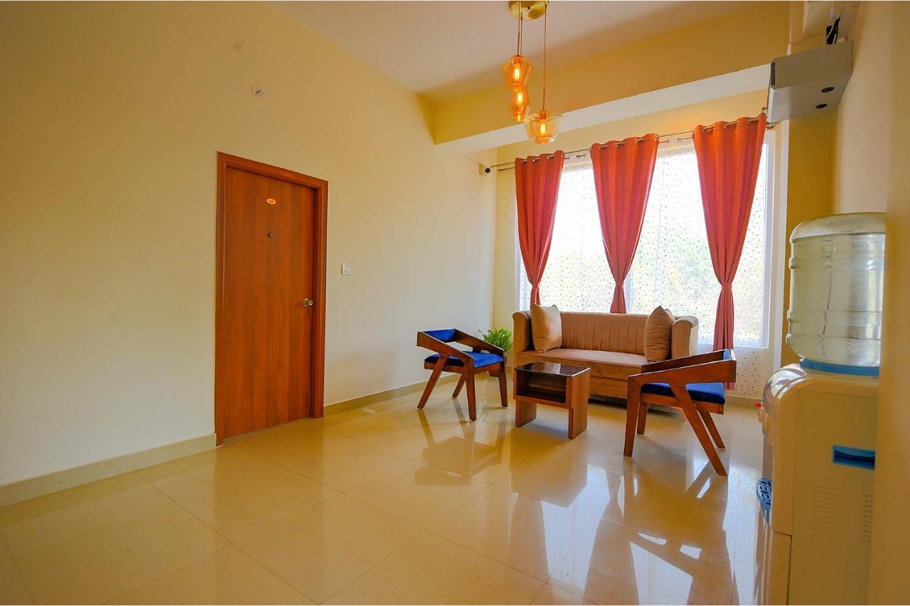 Fabhotel Gr Lake View - Btm Layout Бангалор Екстериор снимка